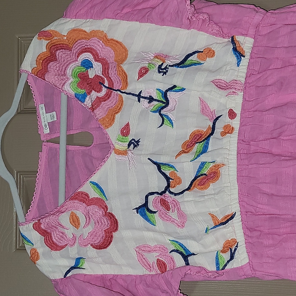 Shirt - Picture 2 of 5